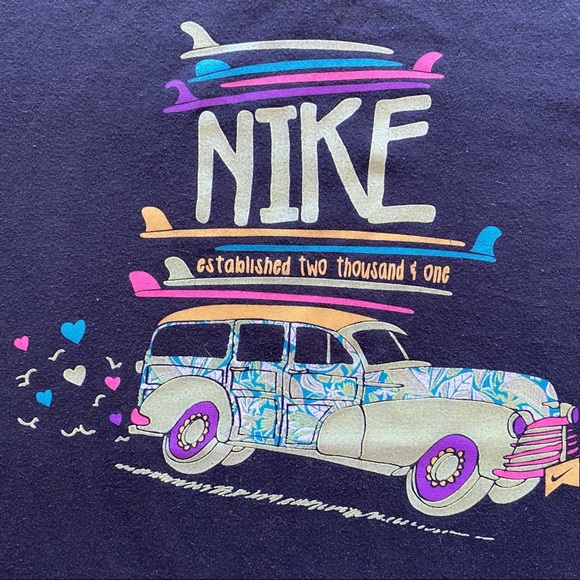 Girls NIKE Surf Wagon Black Tee Shirt L Soft - Picture 2 of 6